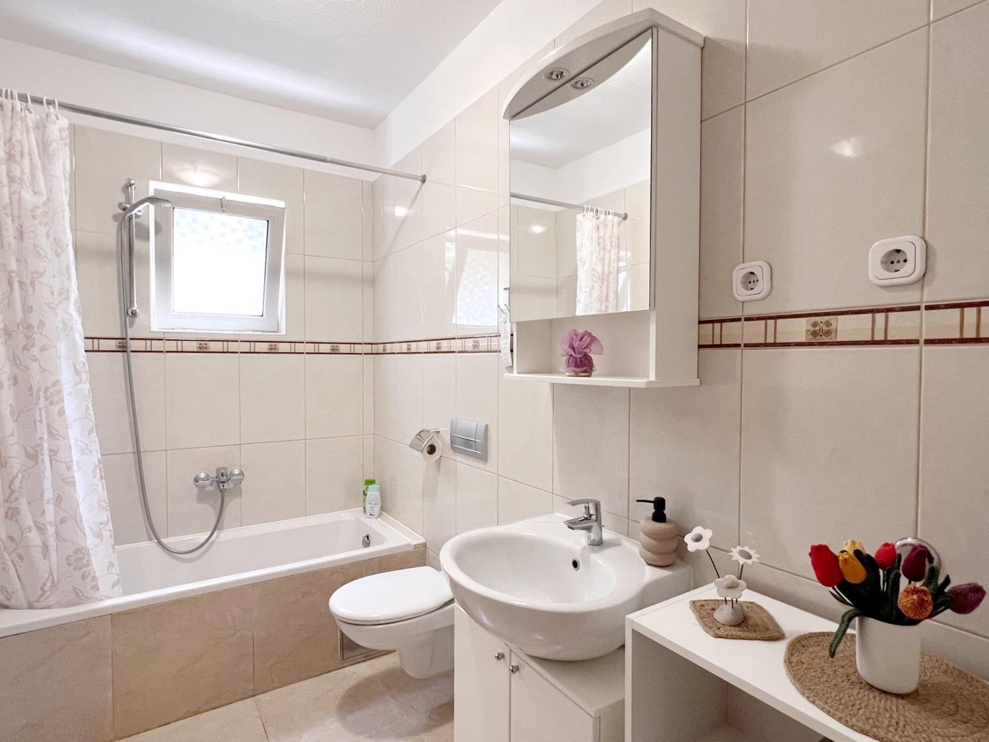 Room Tai - Spacious And Comfy With Private Terrace Хвар Екстер'єр фото